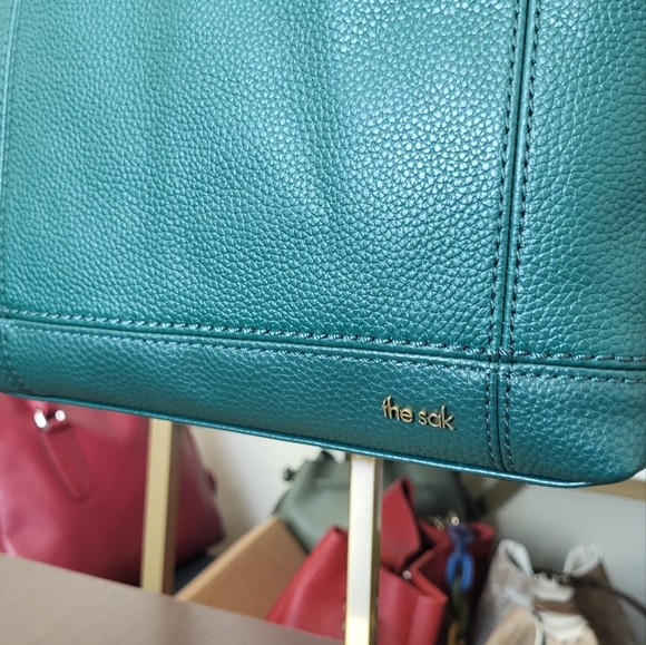 De Young Crossbody Bag THE SAK Pine Green Pebbled Leather NEW - Picture 3 of 6